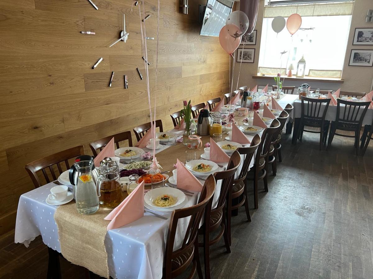Ludowa Restauracja&Noclegi Kietrz Zewnętrze zdjęcie